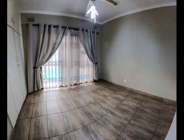 3 BEDROOM HOUSE FOR SALE IN BLUFF